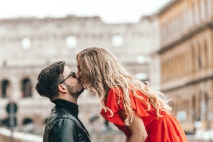6 Zodiac Signs Who Are A Good Kisser
