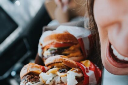 5 Zodiac Signs Who Are Very Fond of Food And Drink