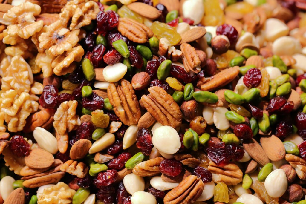 7 Best Nuts to Eat in the Morning for Weight Loss